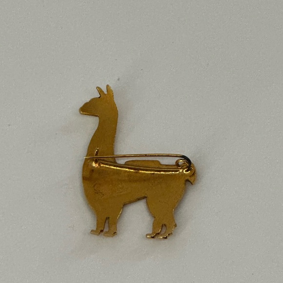 Alpaca Brooch - Picture 3 of 3